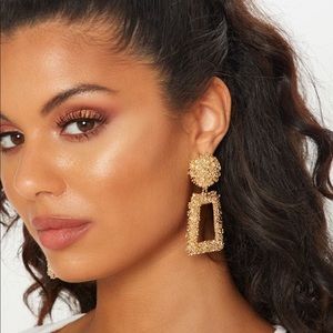 BLOGGER FAVE 🔥 Statement gold drop earrings